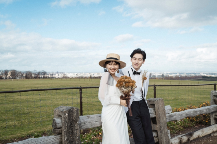 フォトウェディング,ロケーションフォト,洋装,カラードレス,タキシード