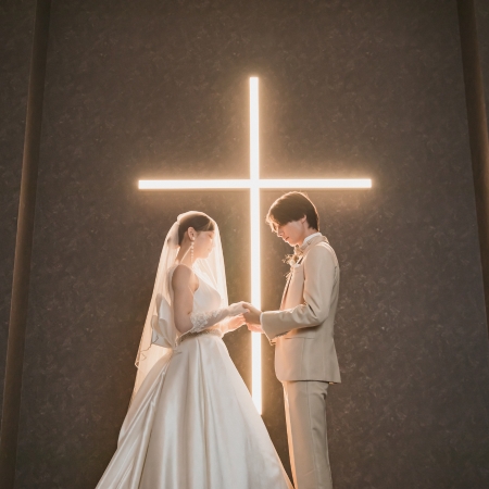 ブランバーチチャペル,シンプルウェディング,ウェディングドレス,チャペルフォト